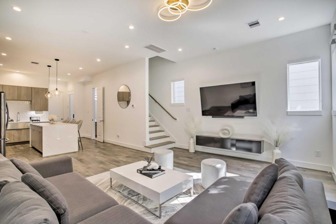 Newly-Built Luxury Galleria Area Townhome! 休斯敦 外观 照片