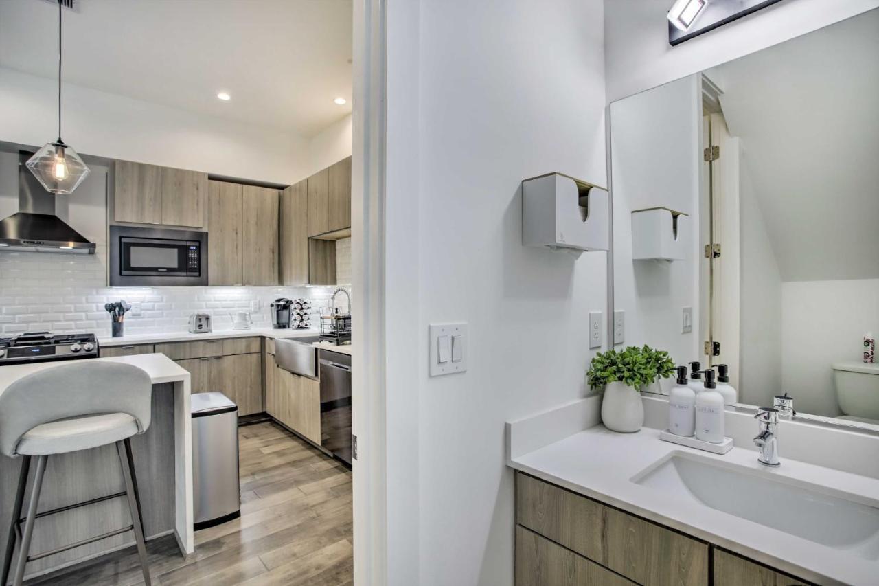 Newly-Built Luxury Galleria Area Townhome! 休斯敦 外观 照片