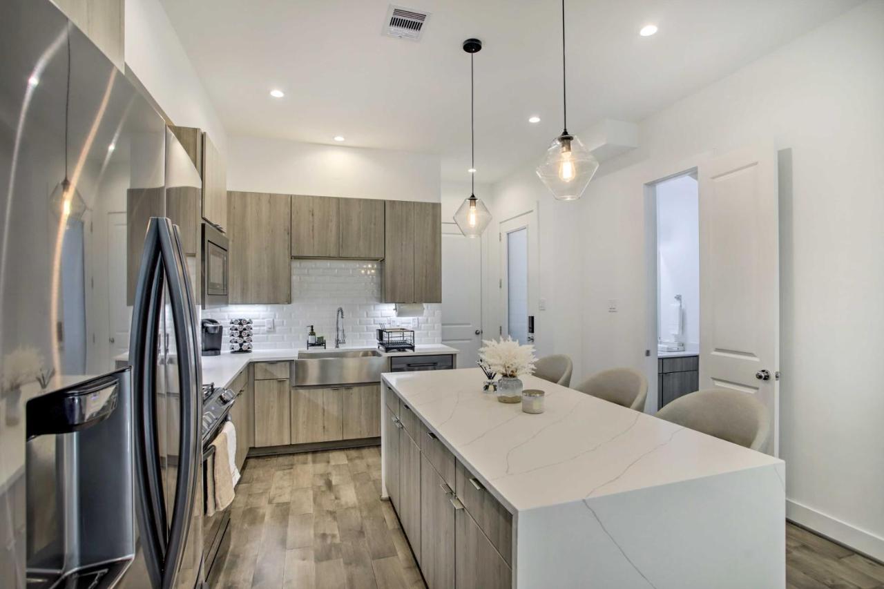 Newly-Built Luxury Galleria Area Townhome! 休斯敦 外观 照片