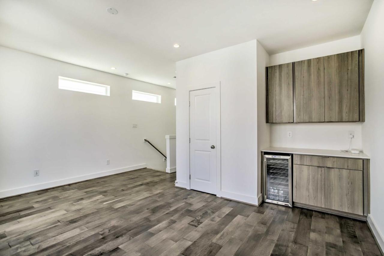 Newly-Built Luxury Galleria Area Townhome! 休斯敦 外观 照片